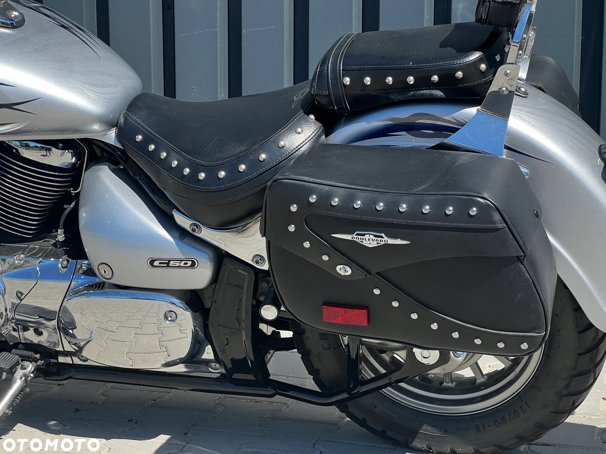 Suzuki VL 800 Volusia - Boulevard C50 - 11