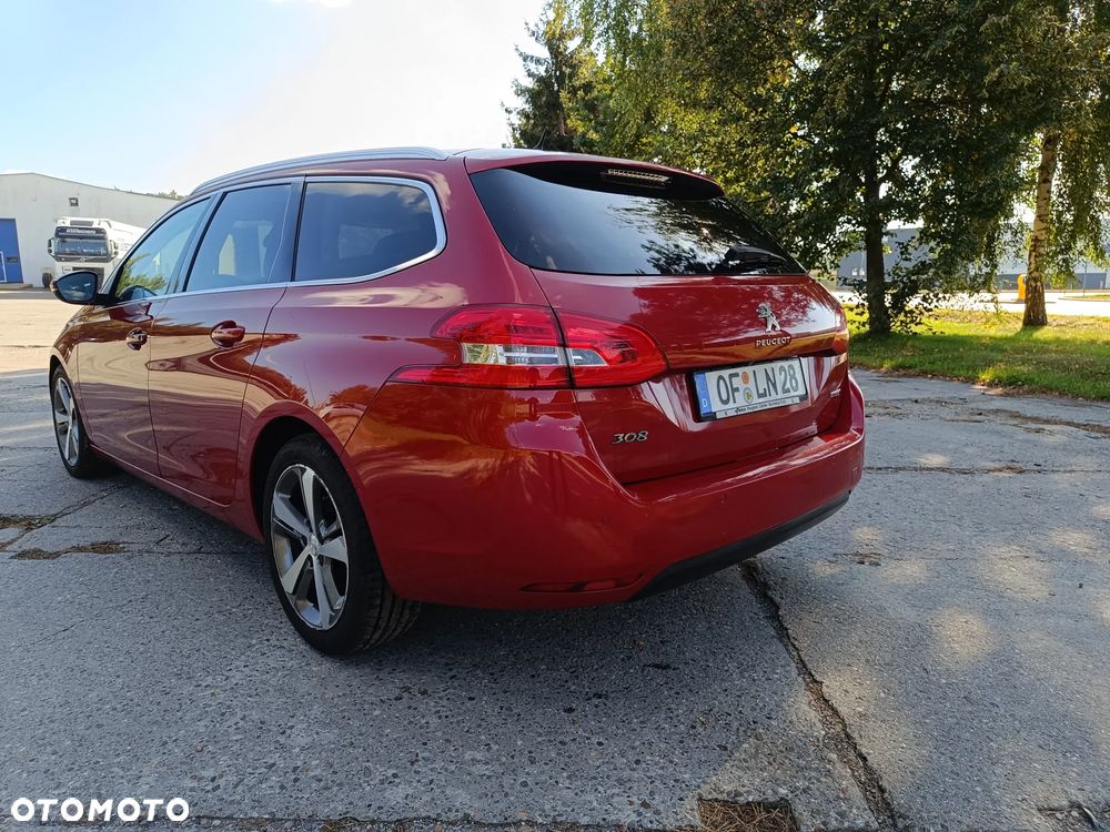 Peugeot 308 SW HDi FAP 150 Allure - 10