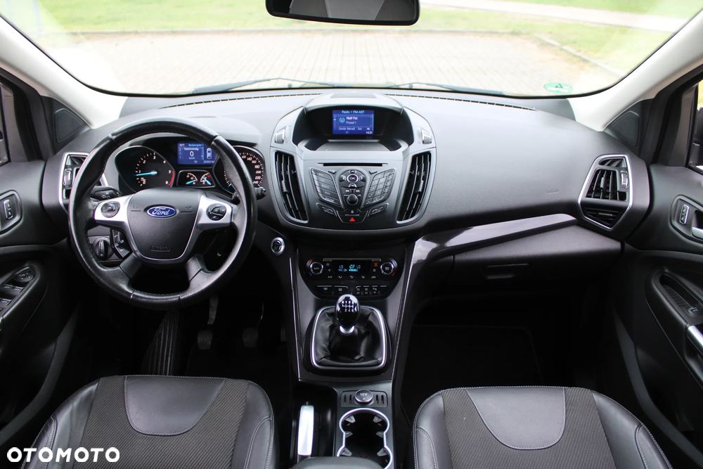 Ford Kuga - 13