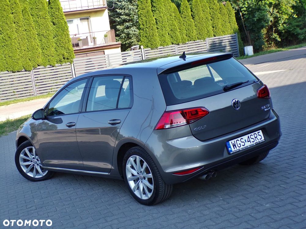 Volkswagen Golf 2.0 TDI SCR Highline - 14