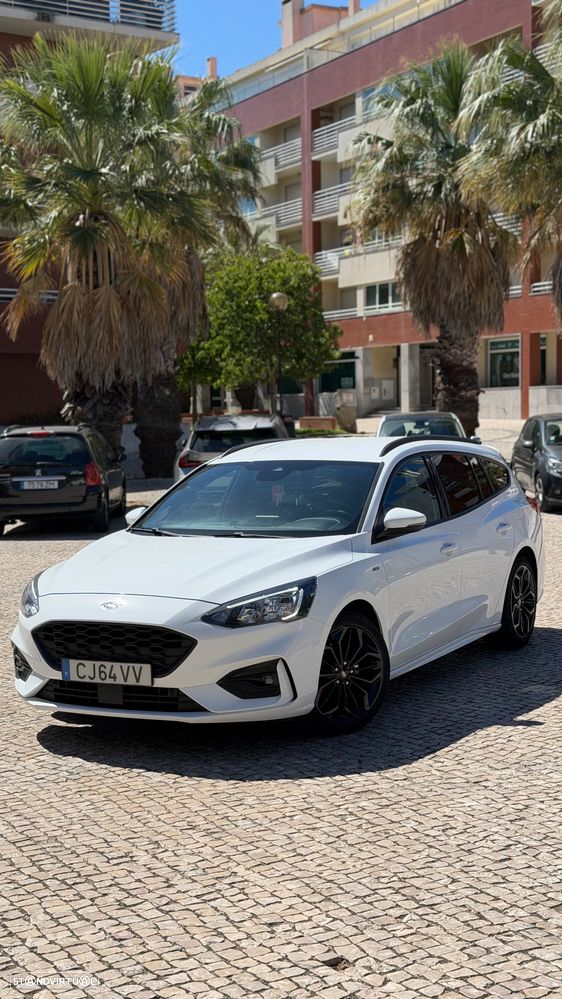 Ford Focus 1.0 EcoBoost Hybrid ST-LINE STYLE - 1
