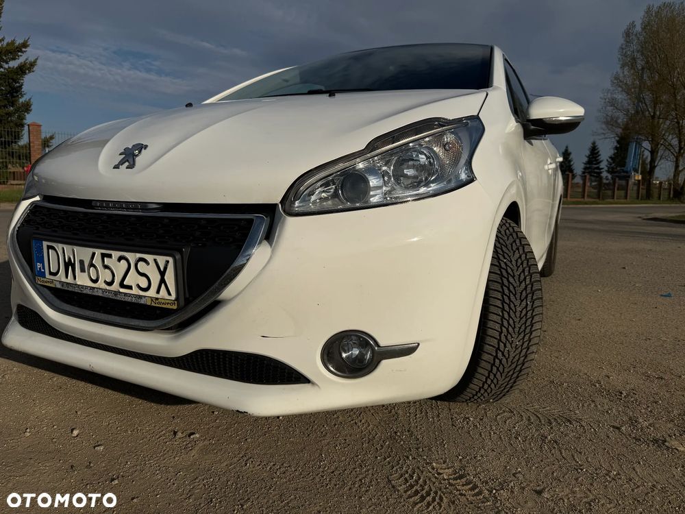 Peugeot 208 1.4 VTi Allure - 6
