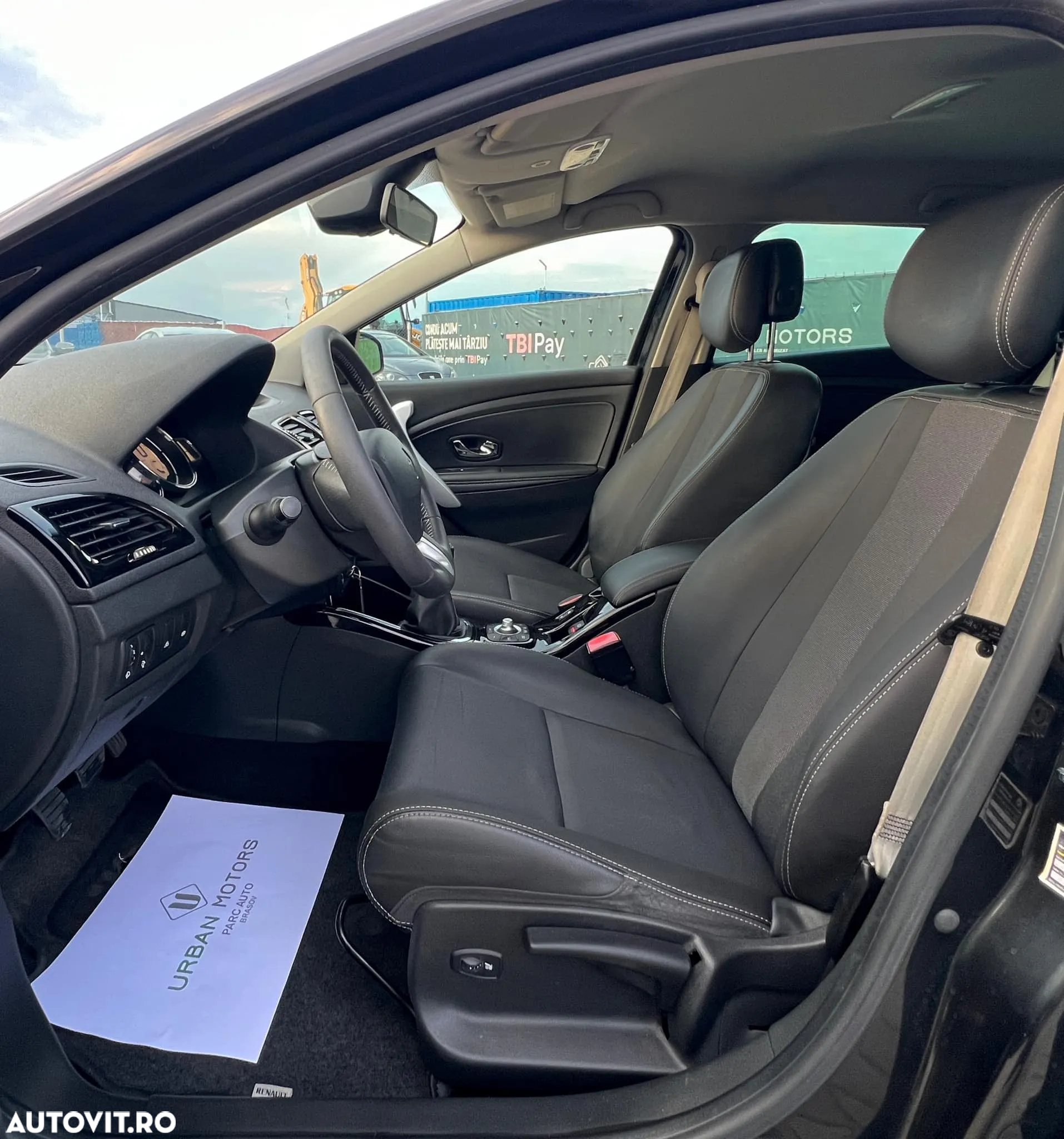 Renault Megane ENERGY dCi 130 BOSE EDITION - 4
