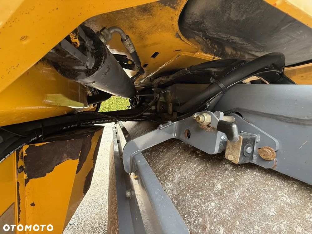 Hamm DV 8 SUPER 08V WALEC DROGOWY STALOWY / WIBRACJA OSCYLACJA / ROZSIEWACZ / ORYGINAŁ / PIĘKNY / SIEWNIK / ZRASZACZE / BOMAG DV HD 90 - 30