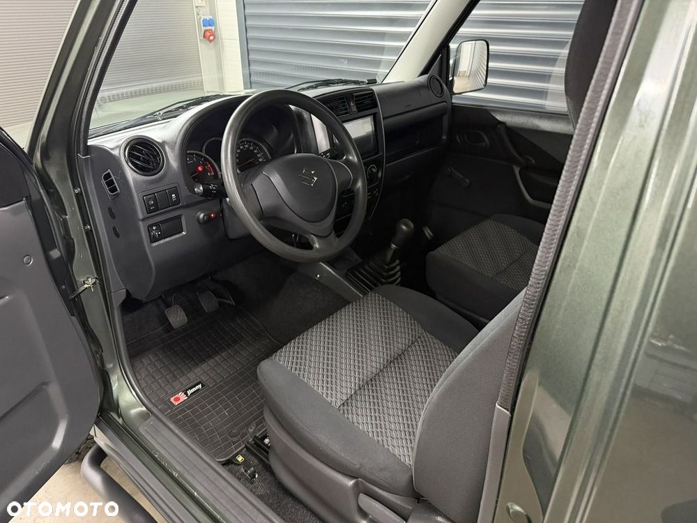 Suzuki Jimny - 17