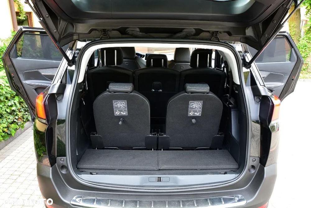 Peugeot 5008 1.6 BlueHDi Allure 7os - 19