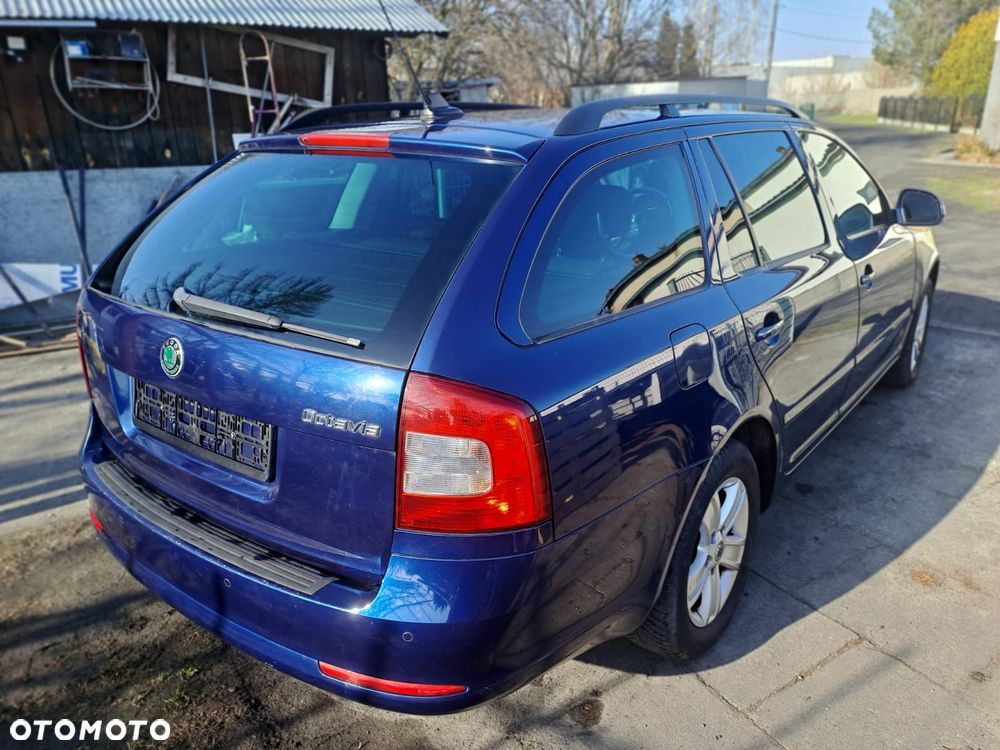 Peugeot 3008 1.6 BlueHDi Active S&S - 8