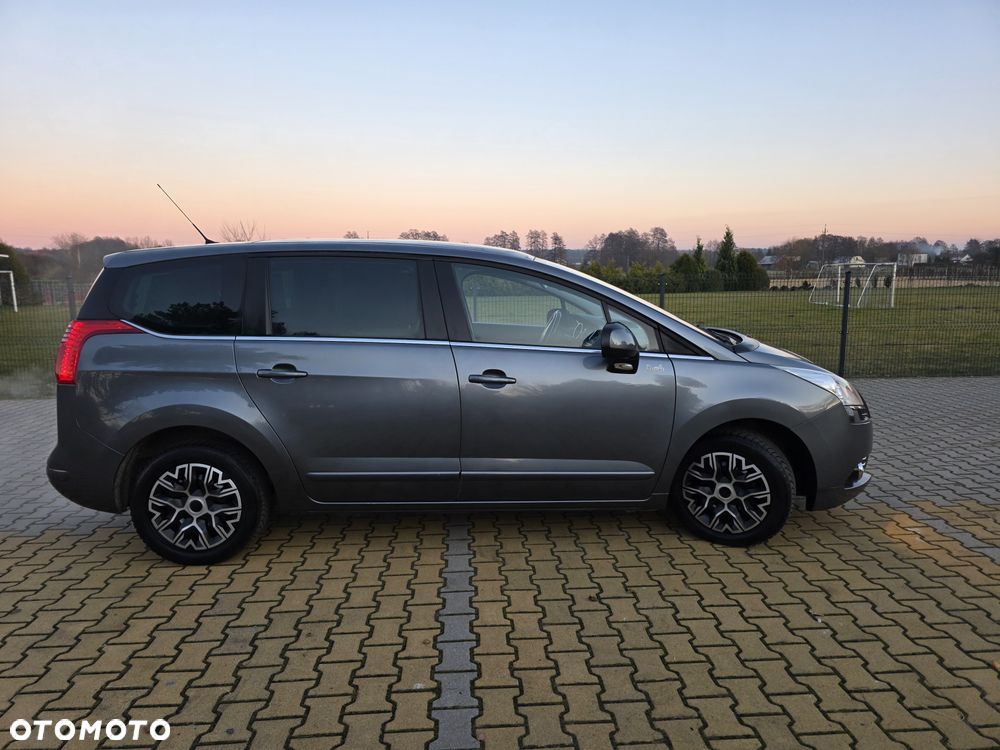 Peugeot 5008 HDI FAP 110 Family - 5