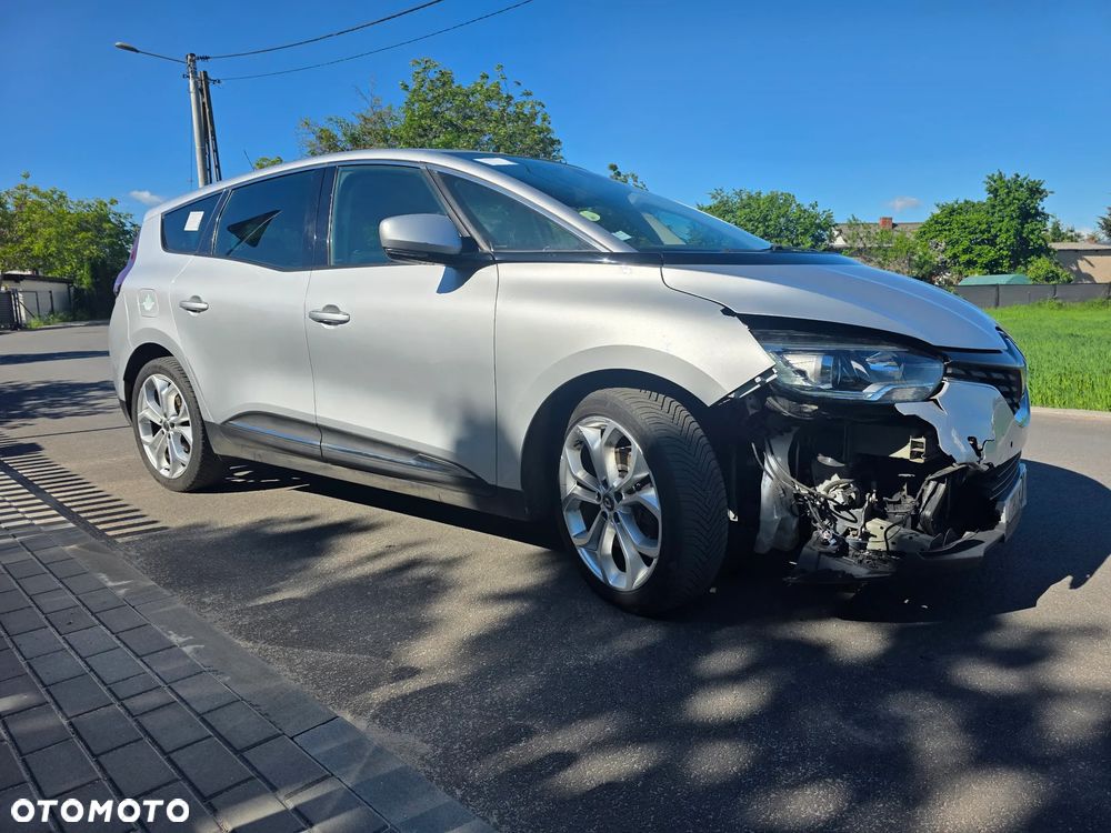 Renault Grand Scenic BLUE dCi 120 EDC LIMITED - 32