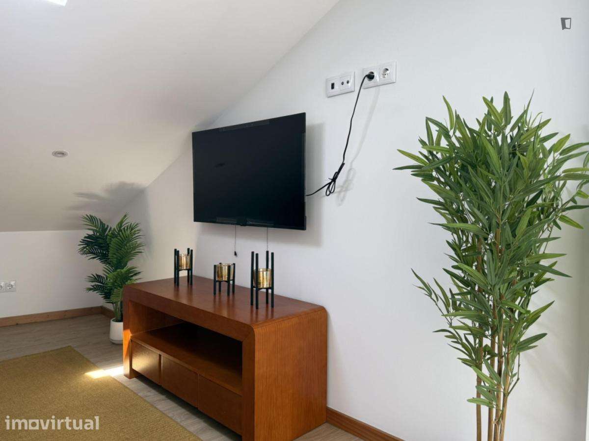 Apartamento com 1 quartos - localizado em Campanhã Porto - Grande imagem: 5/27