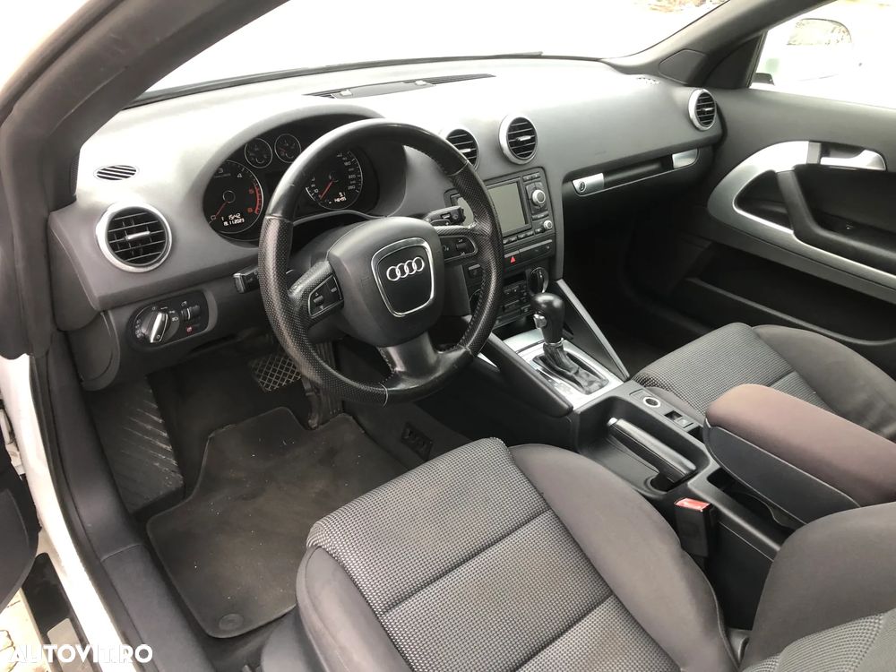 Audi A3 2.0 TDI S-Tronic Attraction - 6