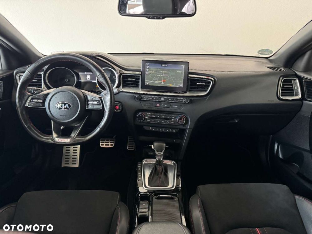 Kia ProCeed - 6