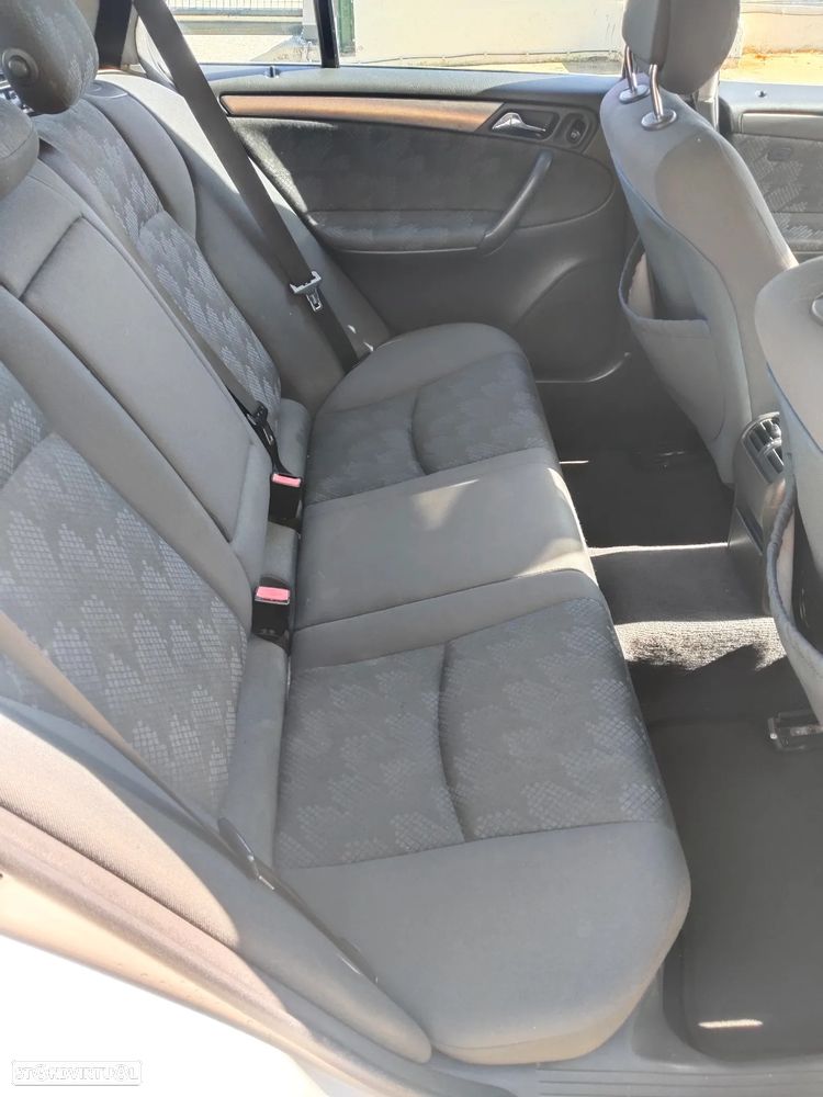 Mercedes-Benz C 220 CDi Classic - 8