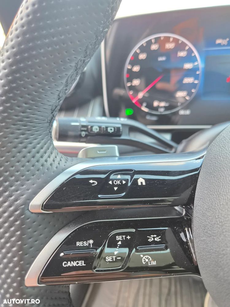 Mercedes-Benz GLC - 27