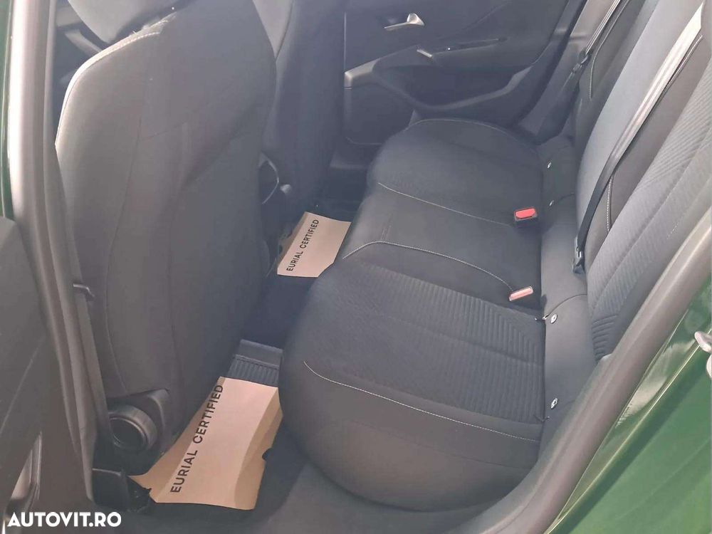 Peugeot 308 - 9