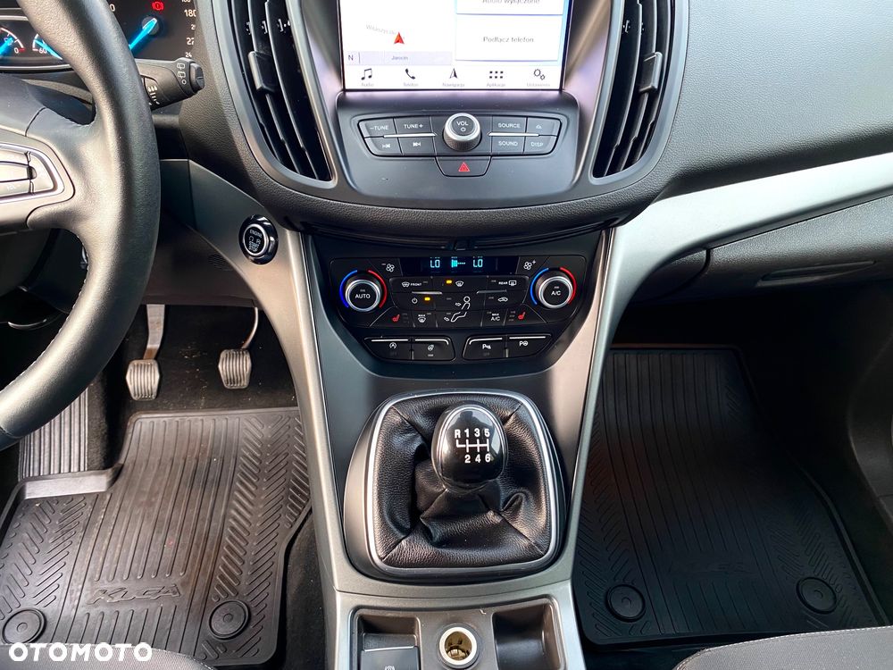 Ford Kuga - 16