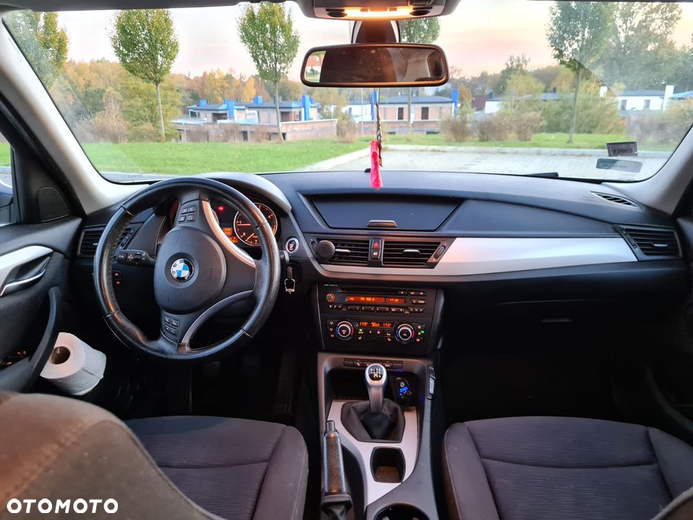 BMW X1 sDrive20d - 8