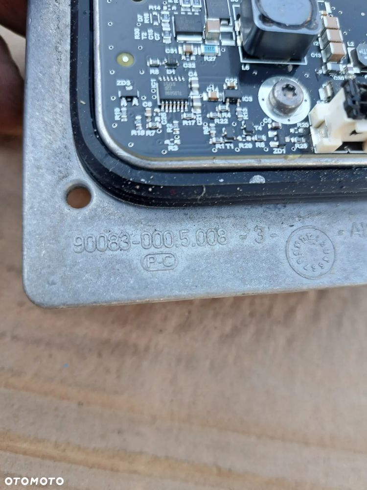Volkswagen moduł przetwornica 90083-000.5.008 - 2