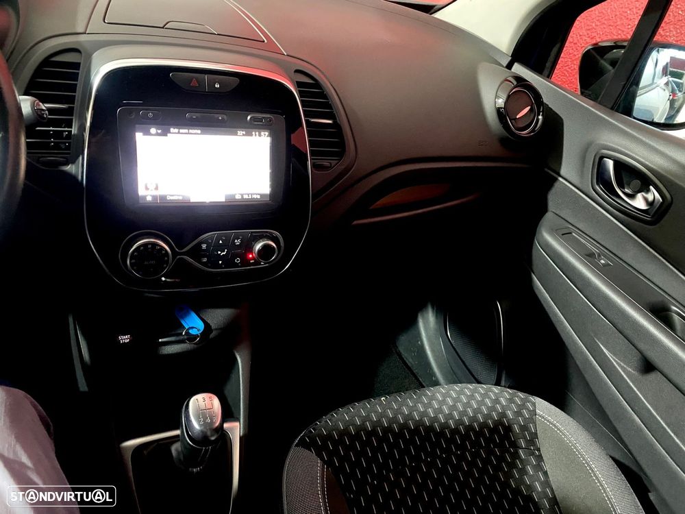 Renault Captur 1.5 dCi Exclusive - 27