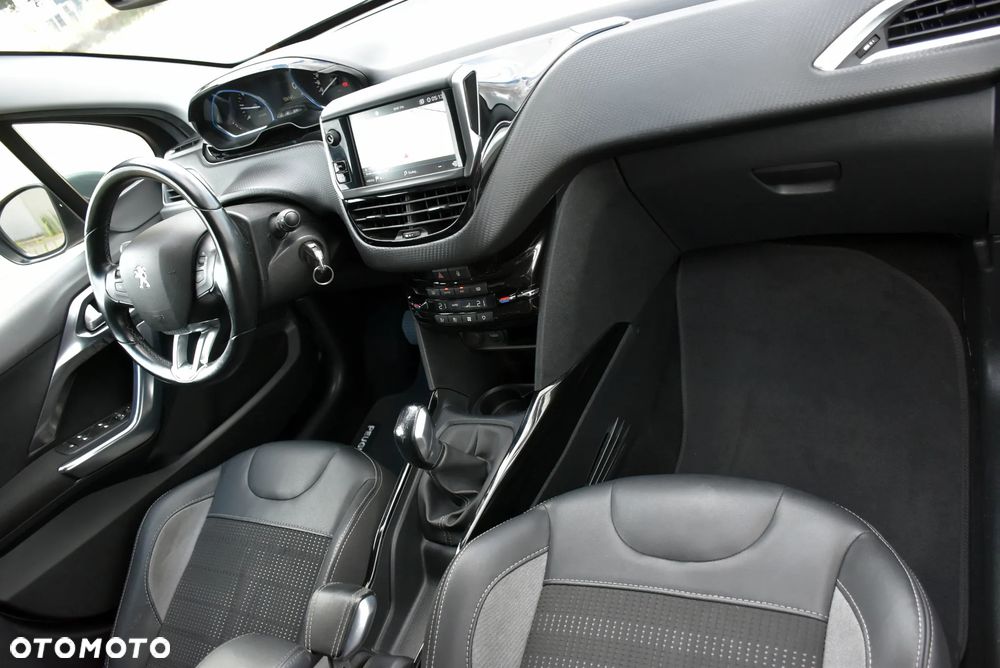Peugeot 2008 BlueHDi 100 Allure - 7