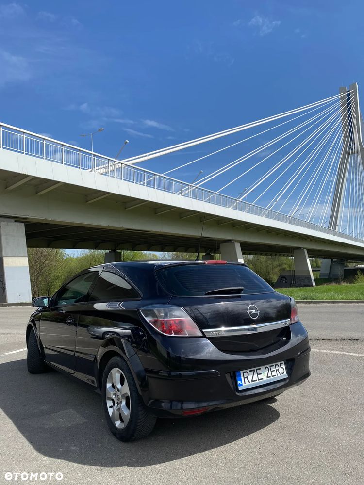 Opel Astra 1.4 - 7