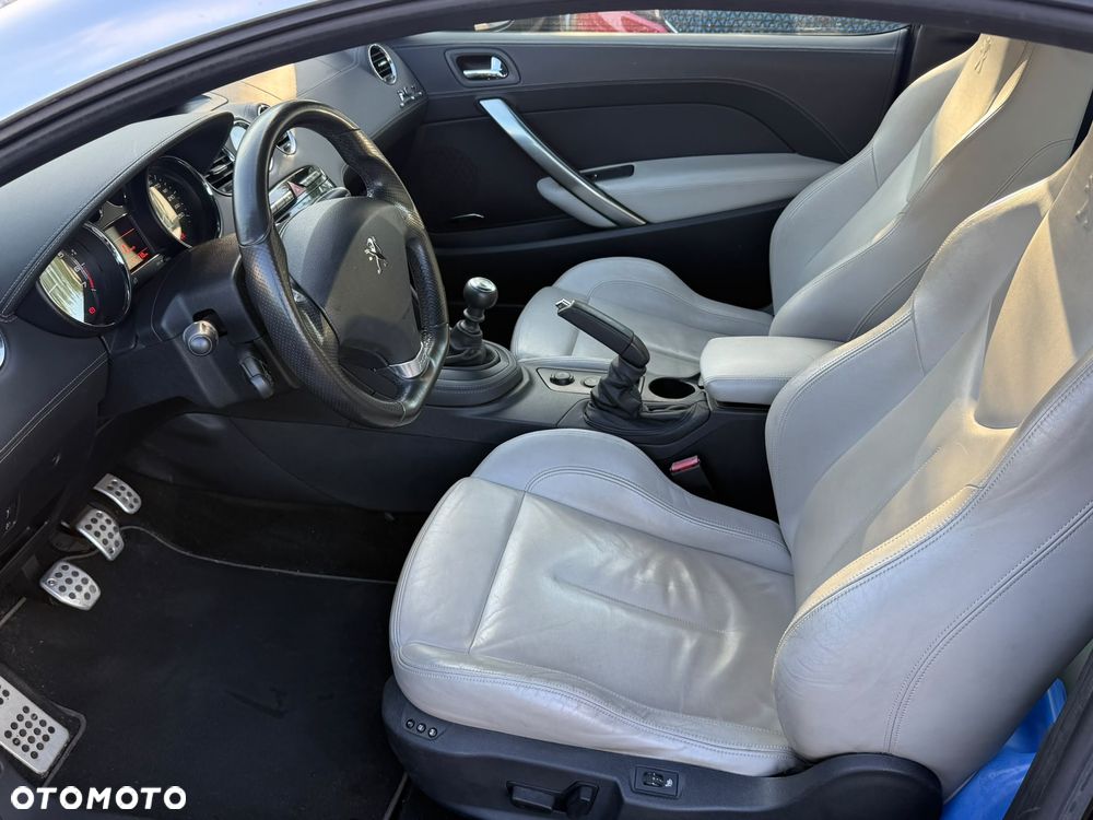 Peugeot RCZ 1.6 THP - 13