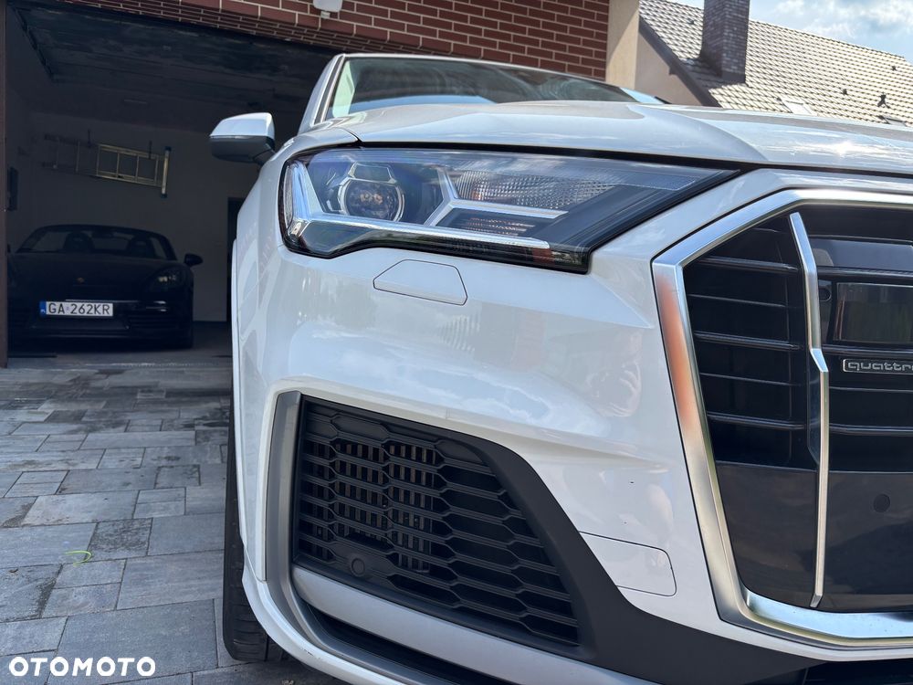 Audi Q7 55 TFSI mHEV Quattro S Line Tiptr - 23