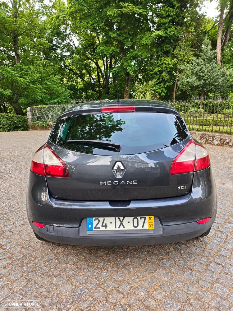 Renault Mégane 1.5 dCi Dynamique - 5