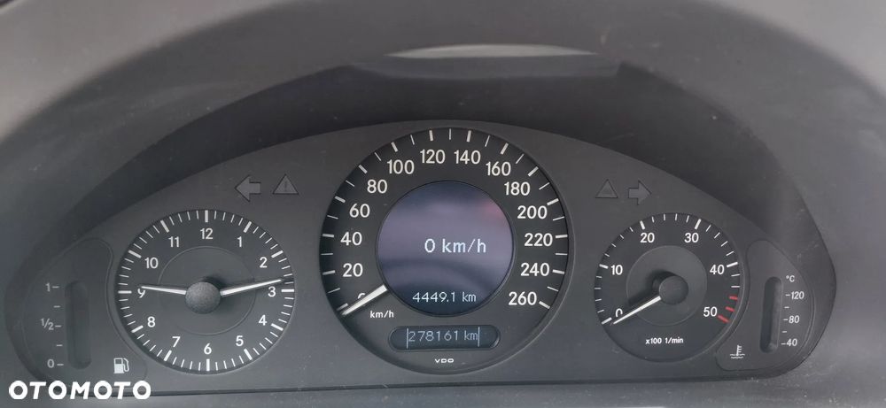Mercedes-Benz Klasa E - 6