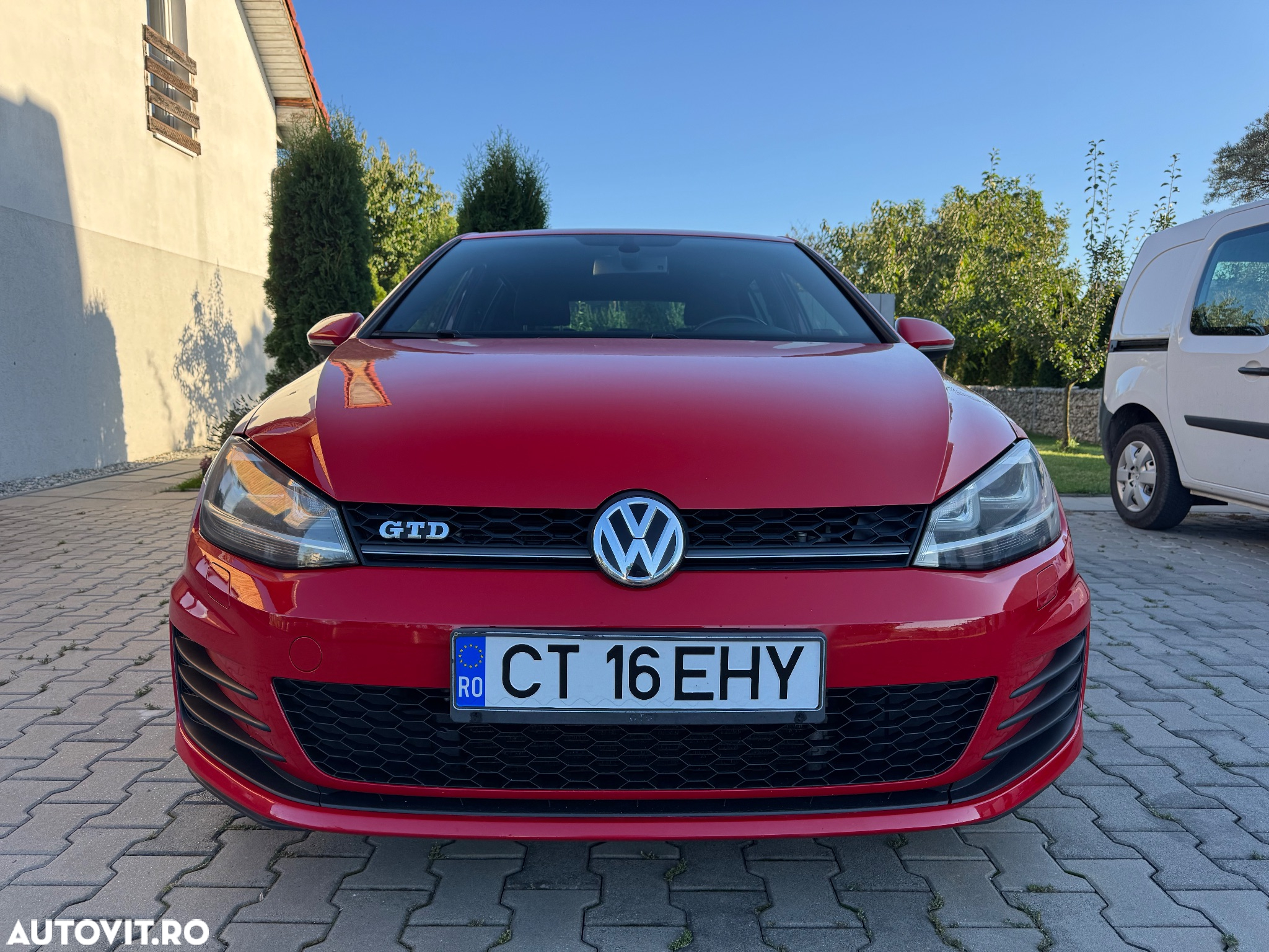 Volkswagen Golf 2.0 TDI DPF BMT GTD - 3
