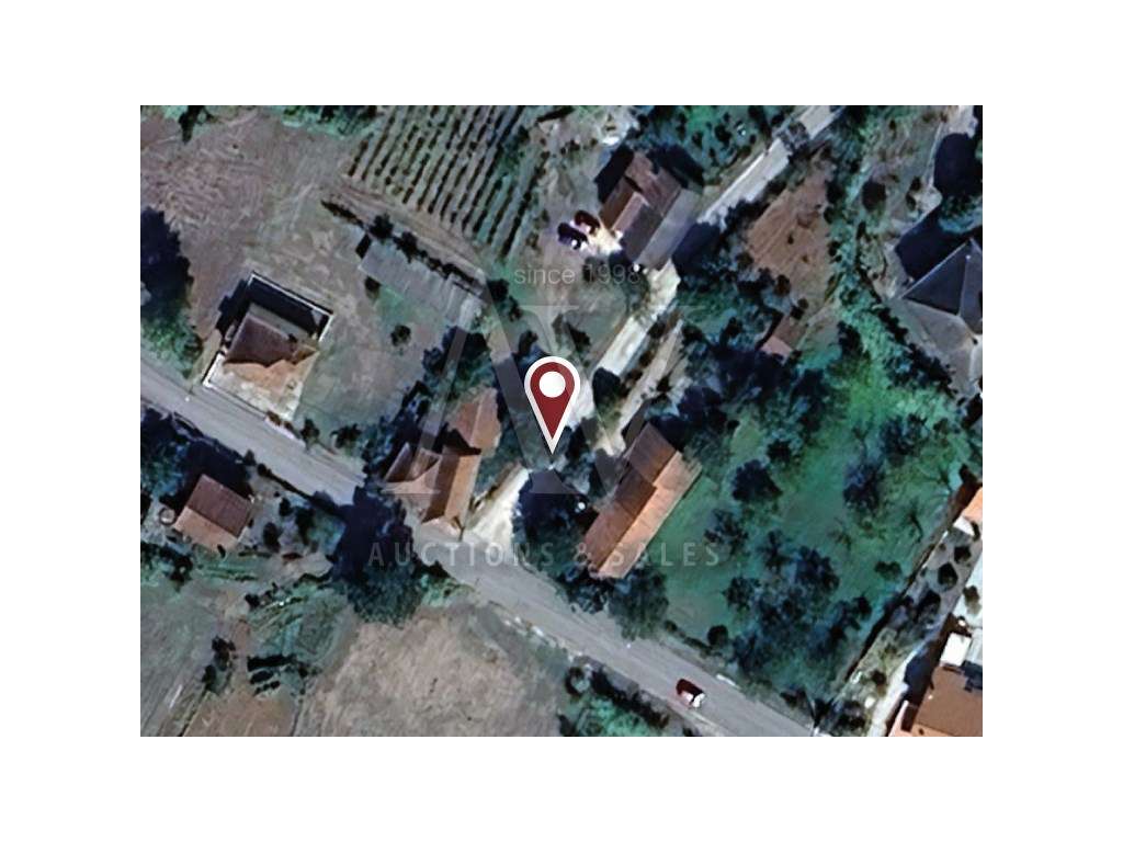Casa de R/C e 1.º andar com Terrenos rústicos - SANTIAGO DE LITÉM -... - Grande imagem: 2/4