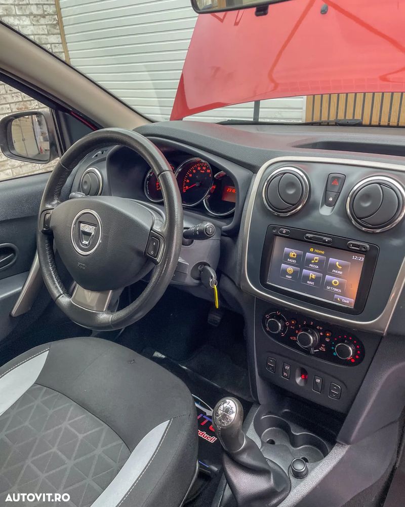 Dacia Sandero 1.5 90CP Stepway - 8