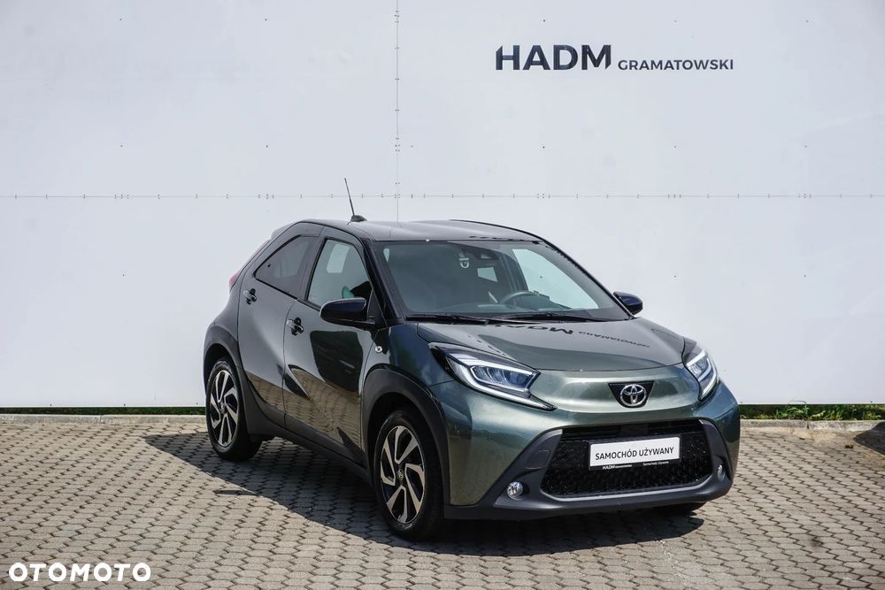 Toyota Aygo X 1.0 VVT-i Executive CVT - 10