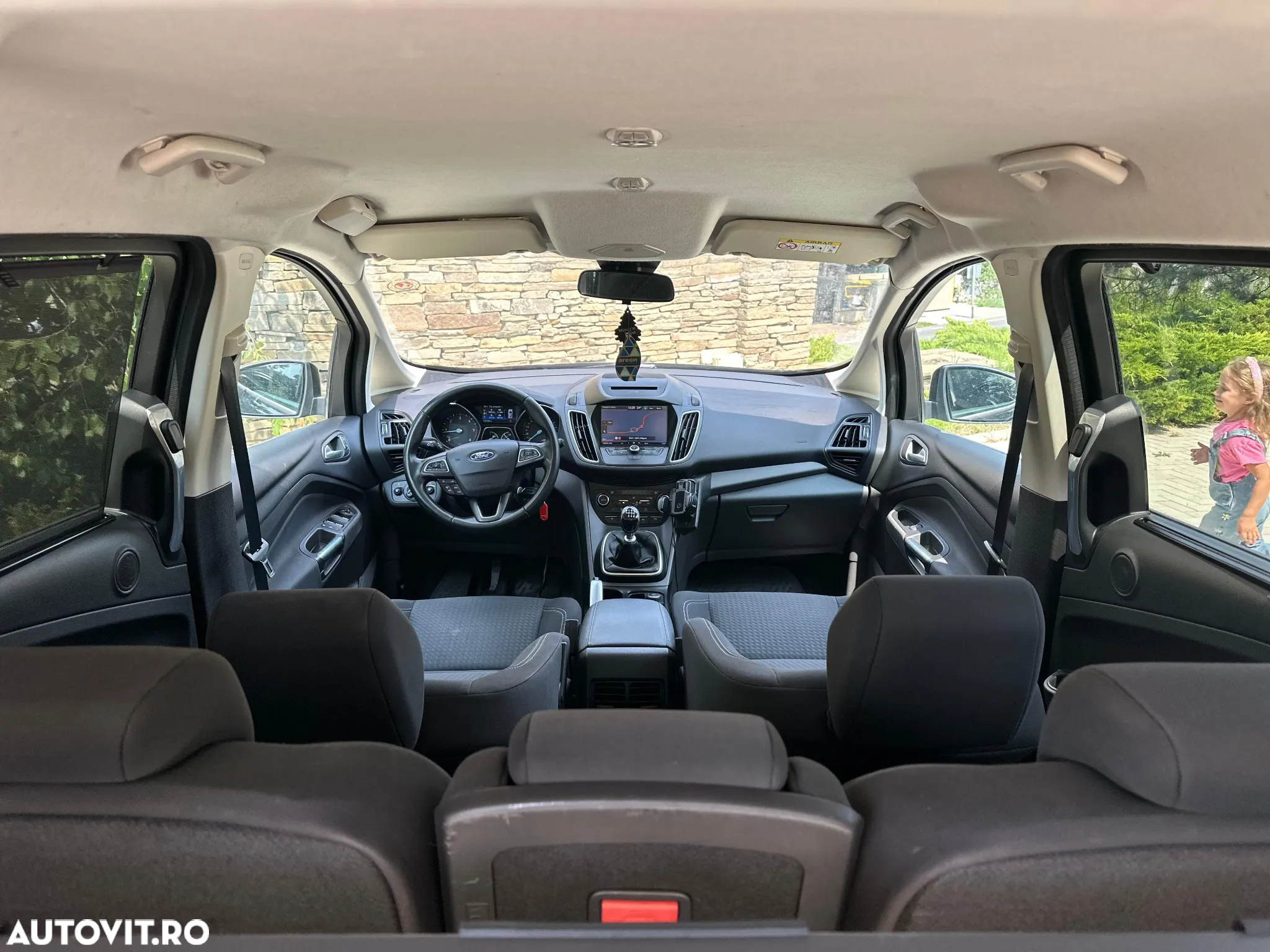Ford Grand C-Max - 16