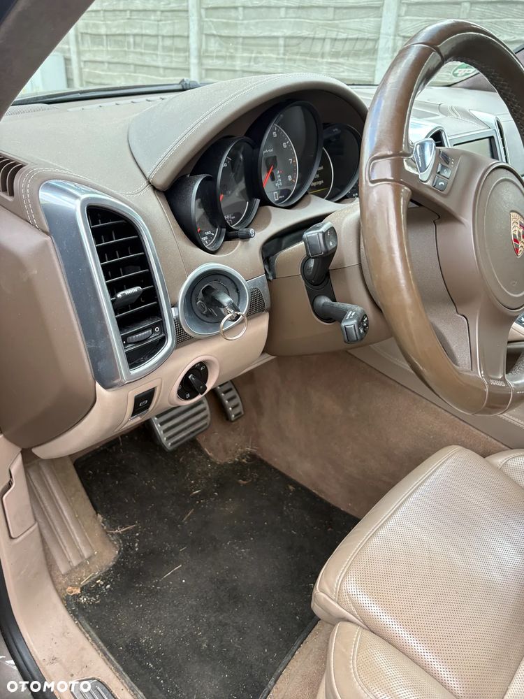 Porsche Cayenne S Tiptronic S - 21