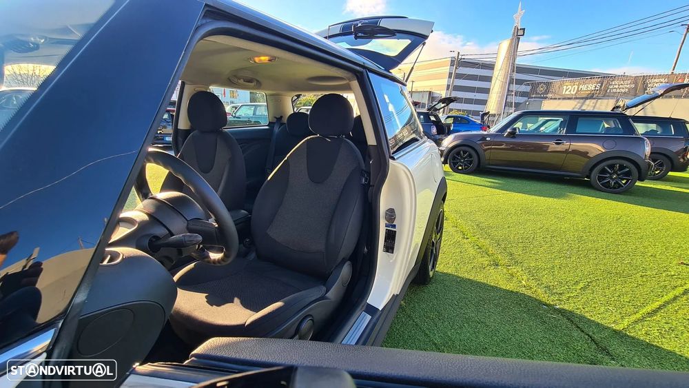 MINI 3 Portas One D - 6