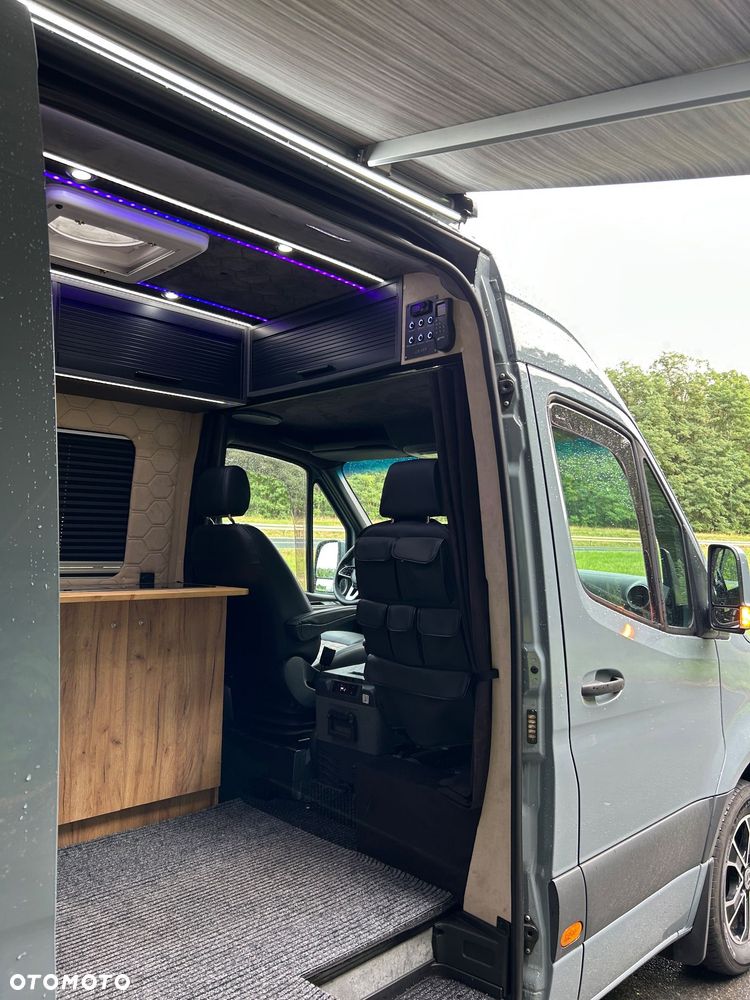Mercedes-Benz Sprinter Long BASE 9G-Tronic 907.235 - 11
