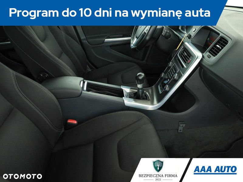 Volvo V60 - 8