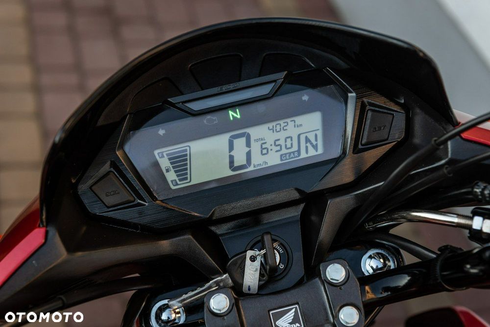 Honda CB - 8