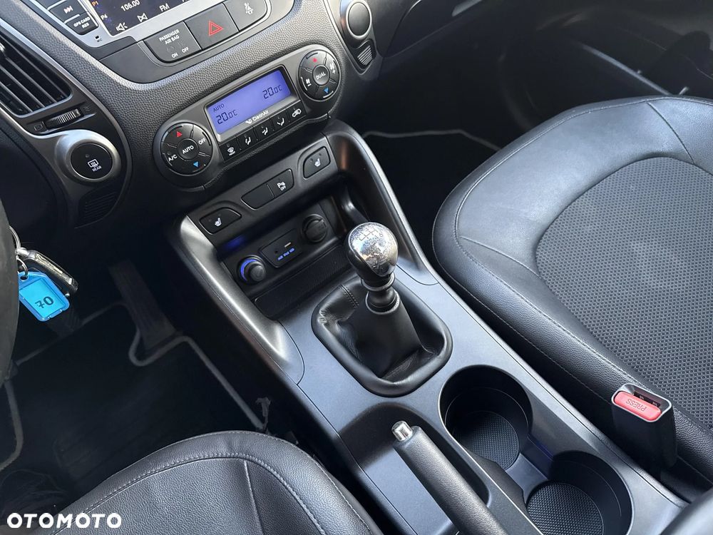 Hyundai ix35 1.6 2WD blue Comfort - 15