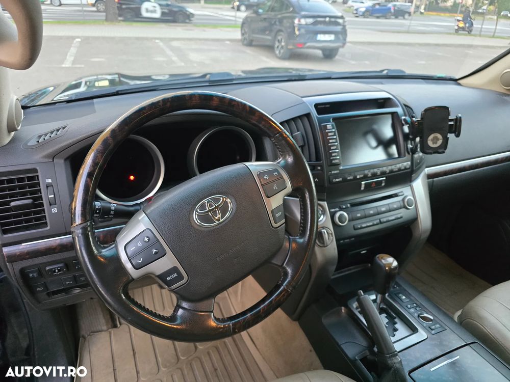 Toyota Land Cruiser V8 4.5 Aut Executive - 9