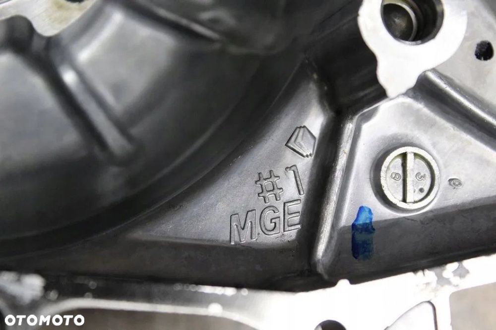 POKRYWA DEKIEL SILNIKA HONDA VFR 1200 - 6