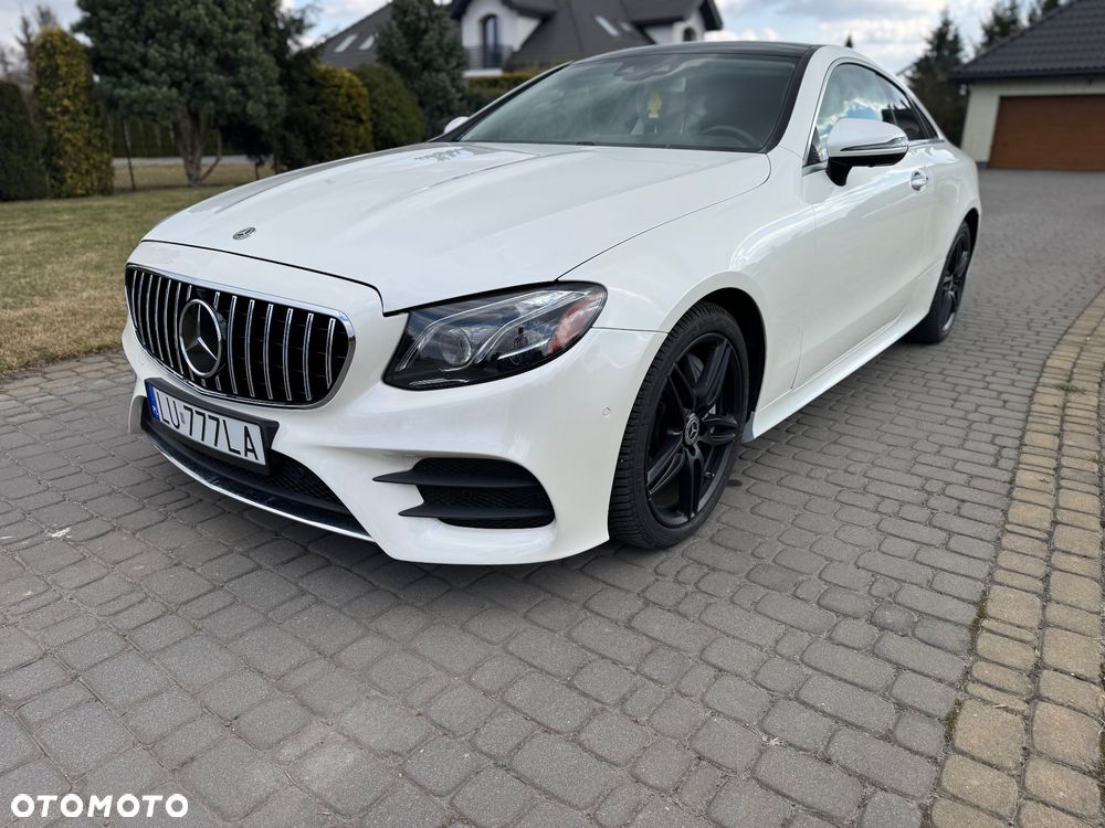 Mercedes-Benz Klasa E 400 4-Matic 9G-TRONIC - 17