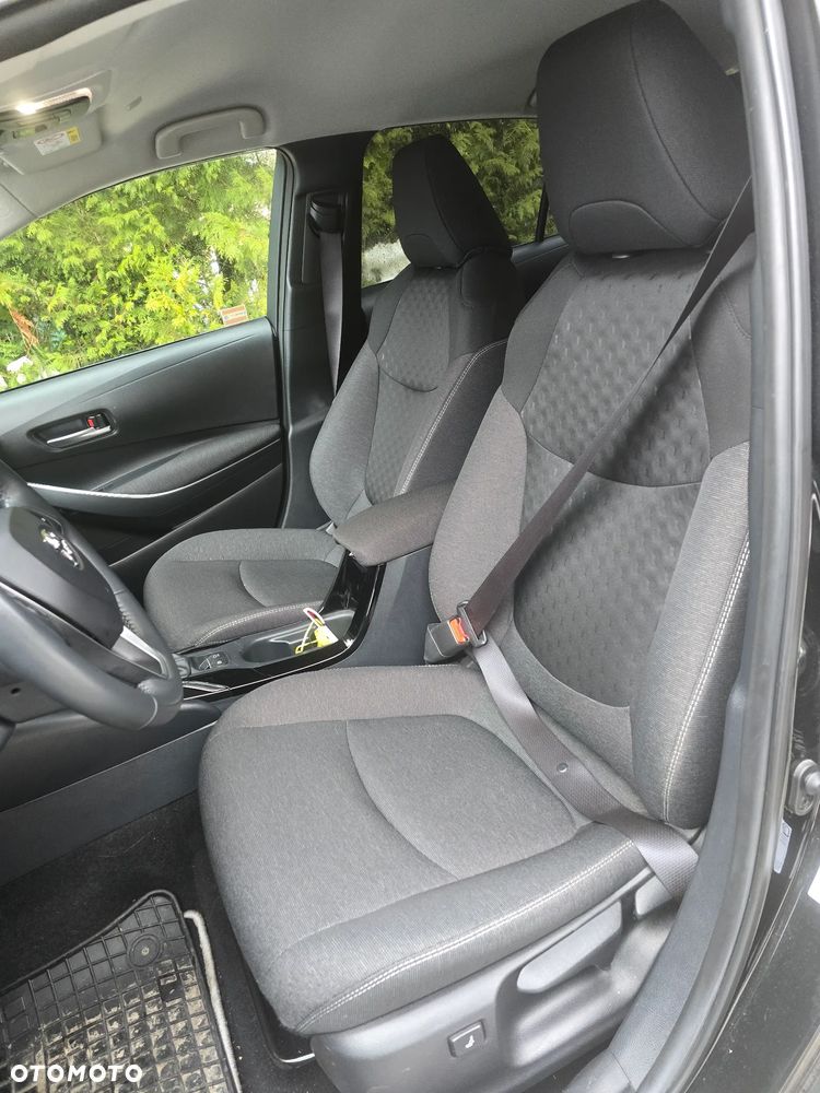 Toyota Corolla 1.8 Hybrid Executive - 8