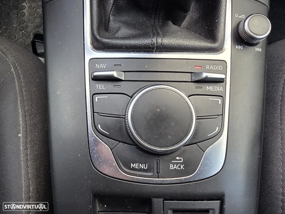 Audi A3 Sportback 1.6 TDI (clean diesel) S line Sport Pack - 24