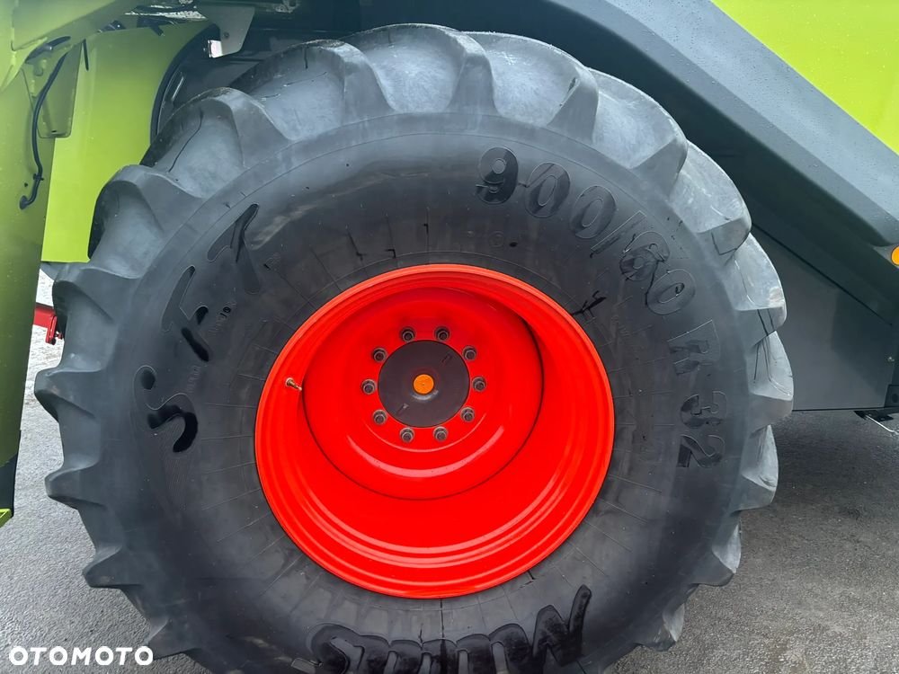 Claas Lexion 650 - 9