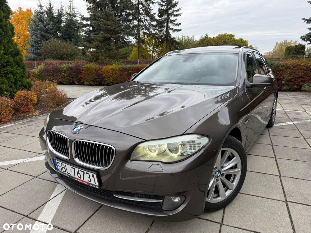 BMW Seria 5 520d Luxury Line - 28