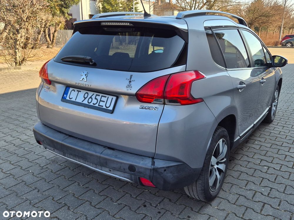 Peugeot 2008 - 4