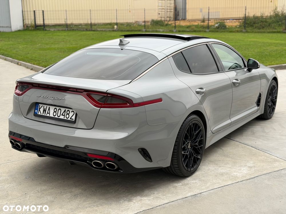 Kia Stinger 3.3 T-GDI V6 GT AWD - 16