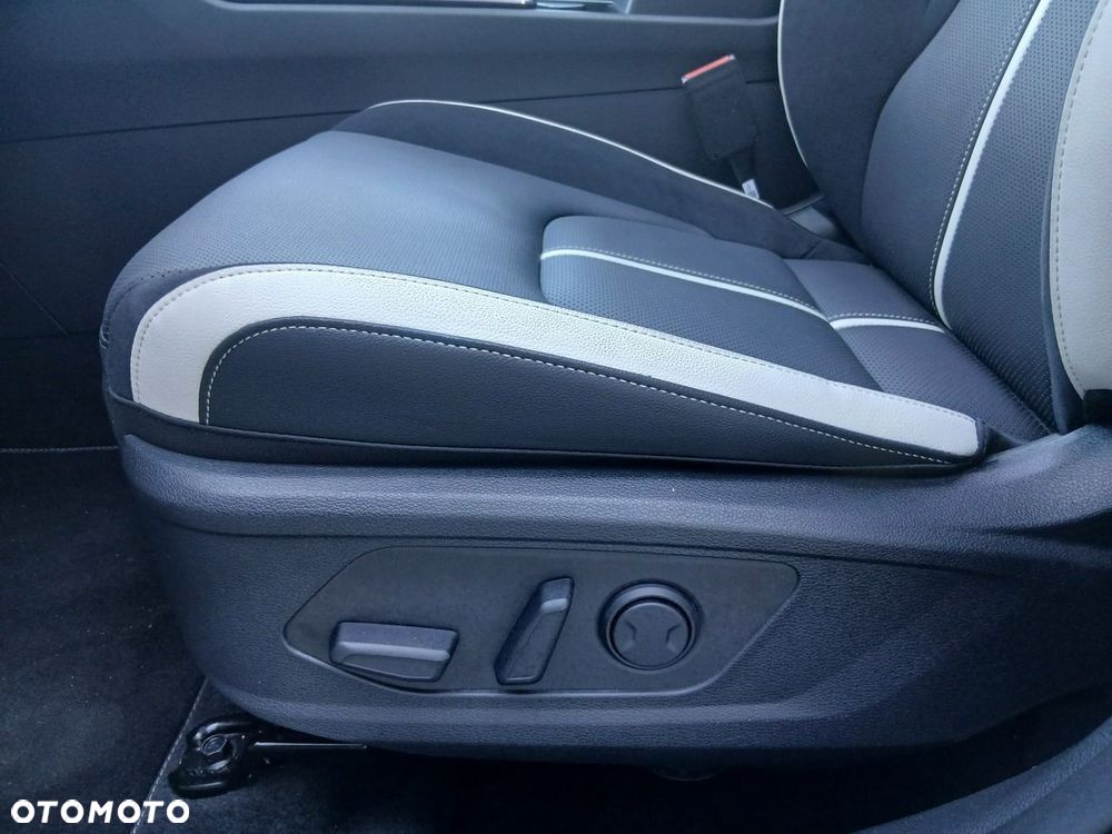 Kia Sportage 1.6 T-GDI HEV GT Line 2WD - 38